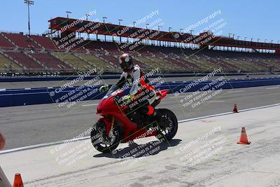 media/Aug-26-2022-Fastrack Riders (Fri) [[055e3b3c9d]]/Level 3/Grid/